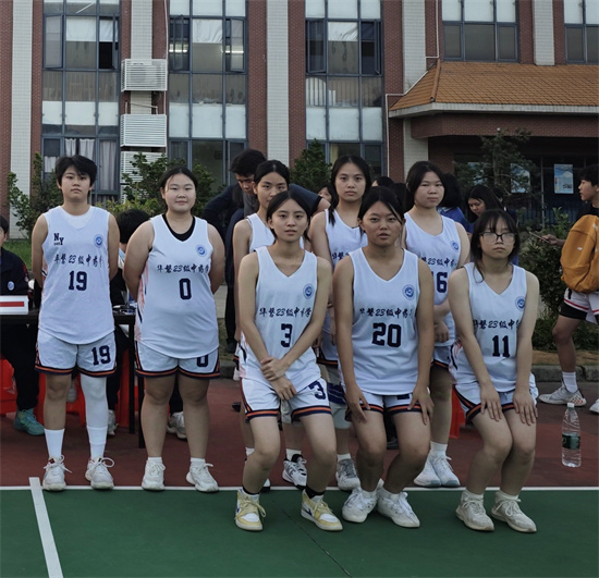 23级中药学班.jpg 23级中药学班.jpg